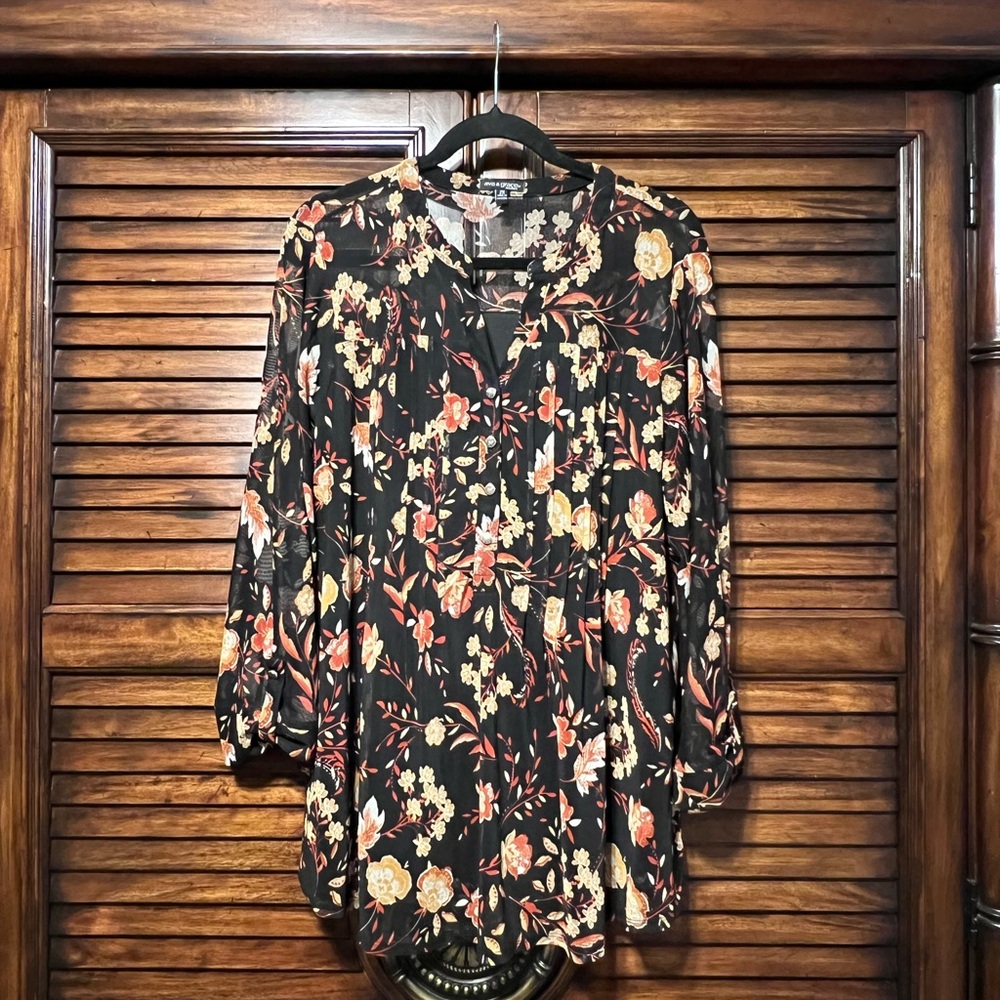 Ava & Grace Black‎ Floral Lined  Blouse Size 2X Fall Fashion, Autumn.🍂 🍁